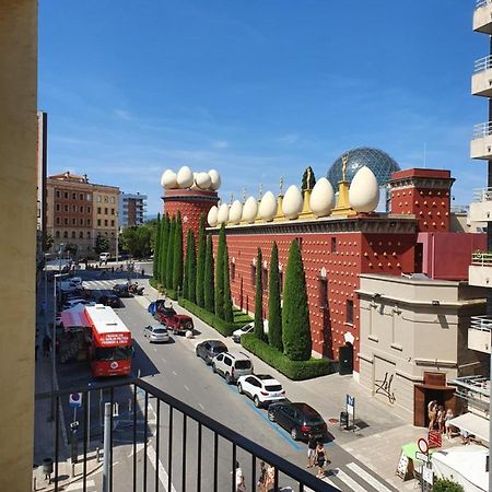 Apartamentos Enfrente Del Museo Dali فيغيريس المظهر الخارجي الصورة